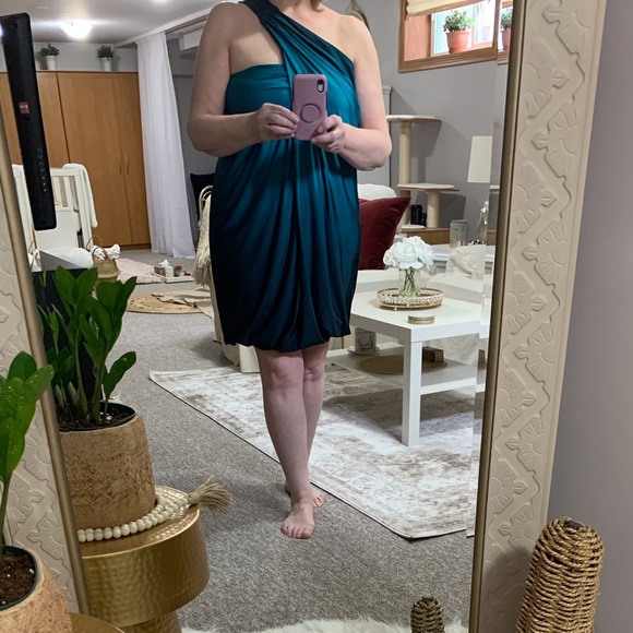 One-shoulder Ombré Dress - Picture 2 of 3